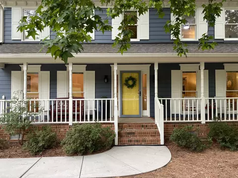15 Falling Water Dr, Durham, NC 27713 photo 2