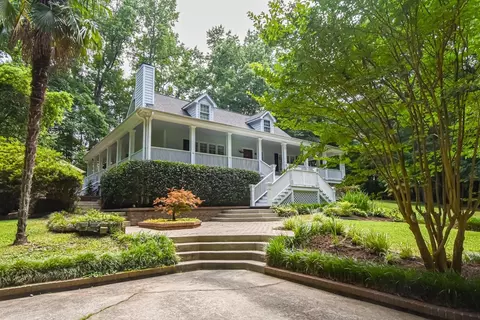 207 Clifton Dr, Willow Spring, NC 27592 photo 2