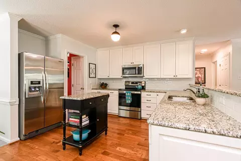 207 Clifton Dr, Willow Spring, NC 27592 photo 6
