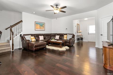 122 Comptonfield Dr, Durham, NC 27703 photo 4