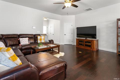 122 Comptonfield Dr, Durham, NC 27703 photo 5