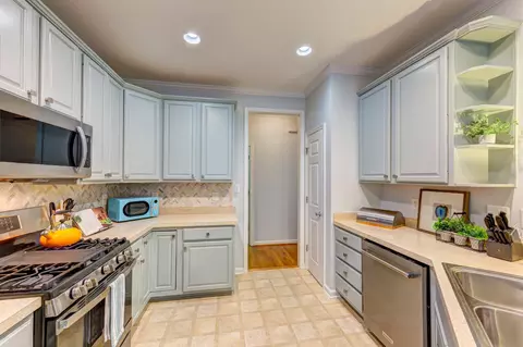 5201 Middleton Rd, Durham, NC 27713 photo 9