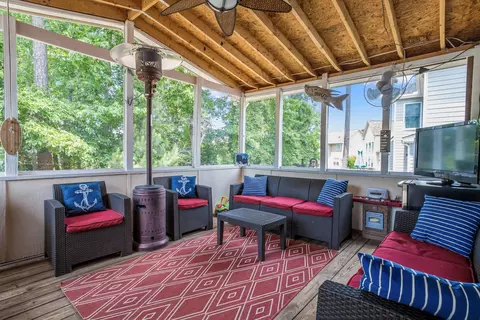 1614 Eagle Lodge Ln, Durham, NC 27703 photo 32