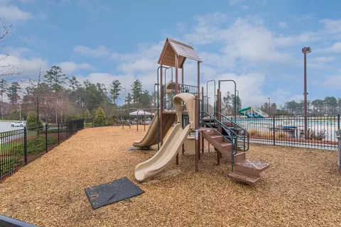 1614 Eagle Lodge Ln, Durham, NC 27703 photo 16