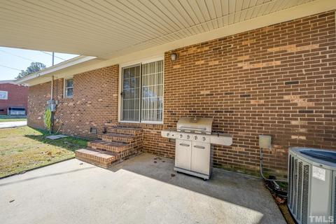 721 Van Dr, Durham, NC 27703 photo 6