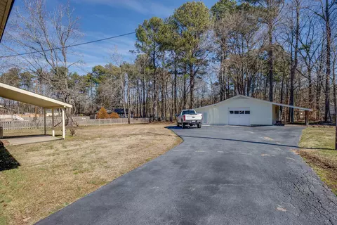 721 Van Dr, Durham, NC 27703 photo 3