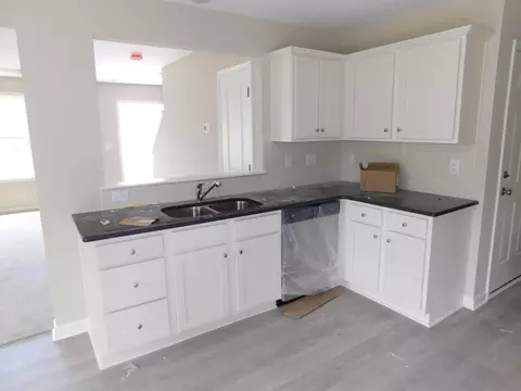 84 Kickoff Cir, Benson, NC 27504 photo 6