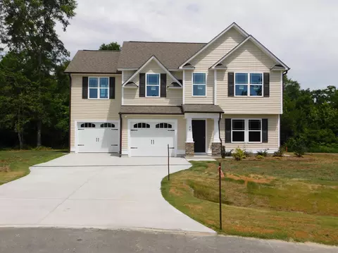 84 Kickoff Cir, Benson, NC 27504 photo 2