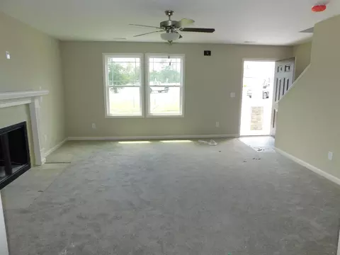 84 Kickoff Cir, Benson, NC 27504 photo 3