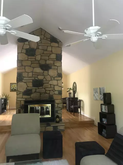 2 St James Ct, Durham, NC 27713 photo 4