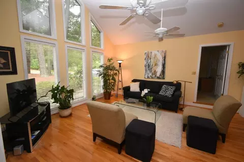 2 St James Ct, Durham, NC 27713 photo 6