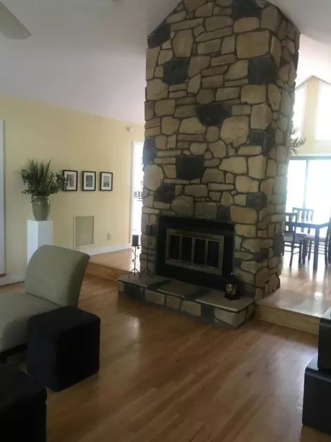 2 St James Ct, Durham, NC 27713 photo 5