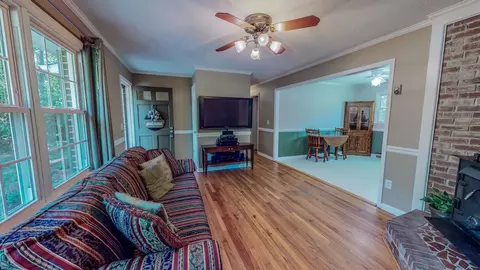 5710 Birch Dr, Durham, NC 27712 photo 3