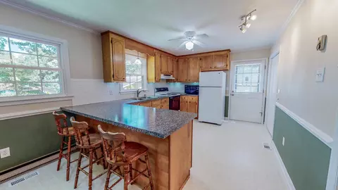 5710 Birch Dr, Durham, NC 27712 photo 4
