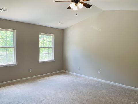 14 Redstone Ct, Durham, NC 27703 photo 2