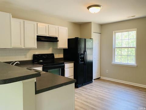 14 Redstone Ct, Durham, NC 27703 photo 10