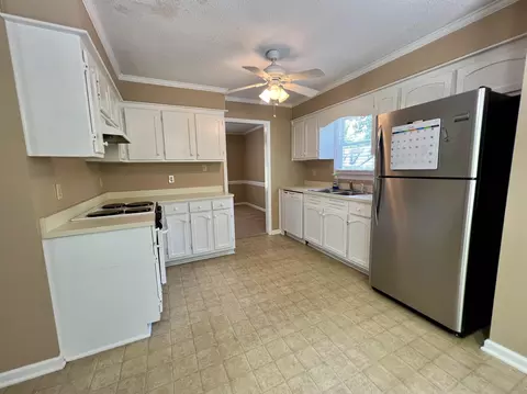 400 Hillside Dr, Smithfield, NC 27577 photo 3