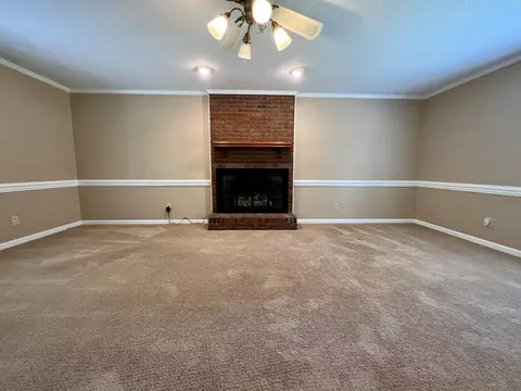 400 Hillside Dr, Smithfield, NC 27577 photo 2