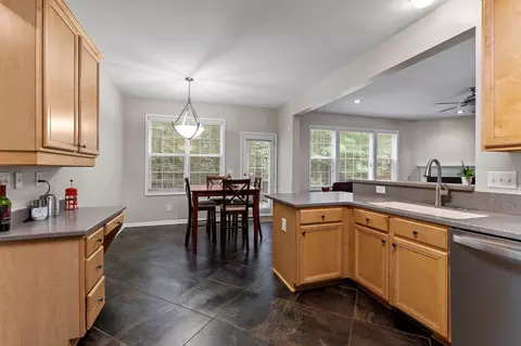 2637 Oleander Dr, Durham, NC 27703 photo 12