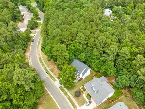 2637 Oleander Dr, Durham, NC 27703 photo 3