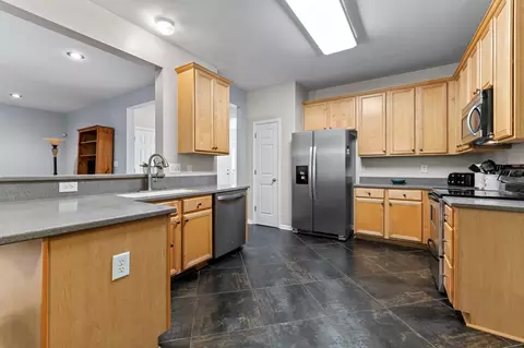 2637 Oleander Dr, Durham, NC 27703 photo 9