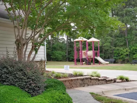 2637 Oleander Dr, Durham, NC 27703 photo 28