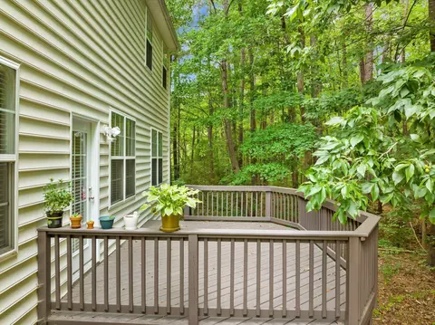 2637 Oleander Dr, Durham, NC 27703 photo 4