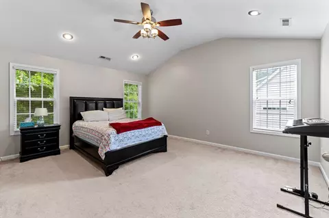 2637 Oleander Dr, Durham, NC 27703 photo 17
