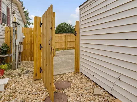 105 Sunscape Ct, Benson, NC 27504 photo 42