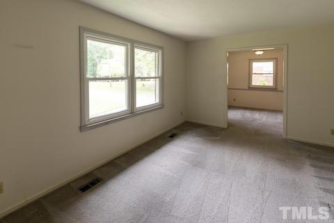 4817 Heritage Dr, Durham, NC 27712 photo 9