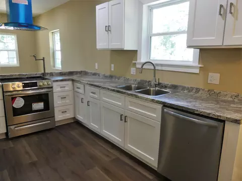 1304 Jackson St, Durham, NC 27701 photo 9