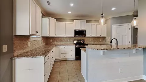 35 E Wellesley Dr, Clayton, NC 27520 photo 2