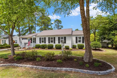 206 E C St, Erwin, NC 28339 photo 2