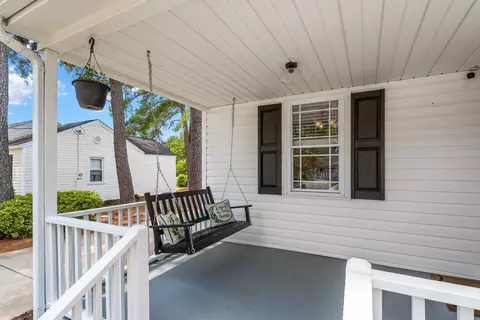 206 E C St, Erwin, NC 28339 photo 4