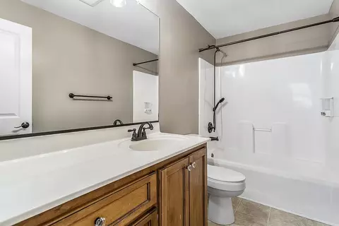 206 E C St, Erwin, NC 28339 photo 21