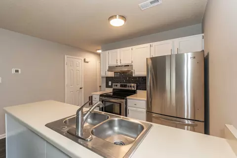 20 Riverwalk Ter, Durham, NC 27704 photo 9