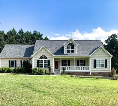 415 Carrington Dr, Garner, NC 27529 photo 1