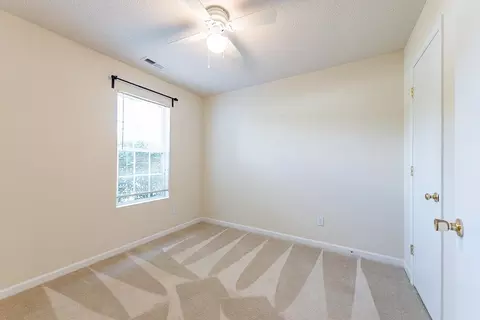 413 Sapphire Dr, Durham, NC 27703 photo 15