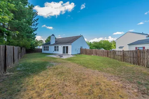 413 Sapphire Dr, Durham, NC 27703 photo 7
