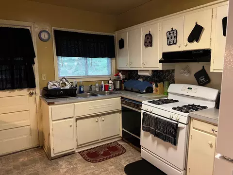 709 Crosby Rd, Durham, NC 27704 photo 5