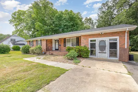 205 Hillside Dr, Smithfield, NC 27577 photo 3