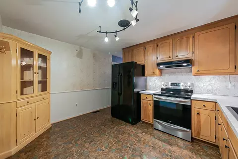 5706 Willow Dr, Durham, NC 27712 photo 4