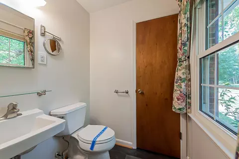 5706 Willow Dr, Durham, NC 27712 photo 6
