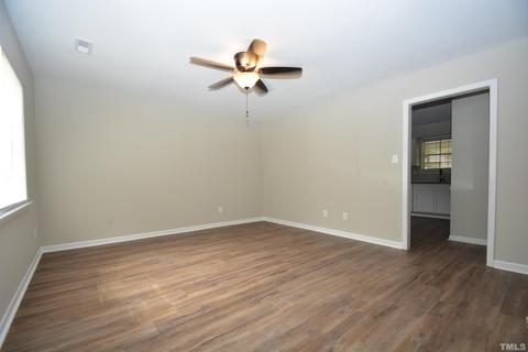 2605 Dearborn Dr, Durham, NC 27704 photo 2