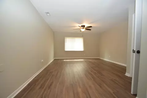 2605 Dearborn Dr, Durham, NC 27704 photo 5