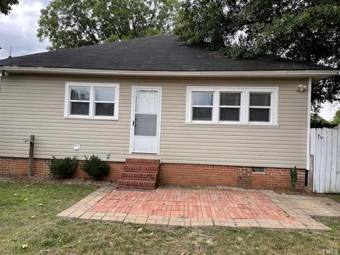 302 W D St, Erwin, NC 28339 photo 11