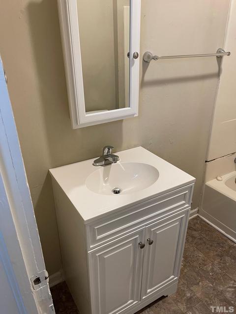 302 W D St, Erwin, NC 28339 photo 9
