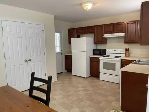 67 Blaze Ct, Benson, NC 27504 photo 5