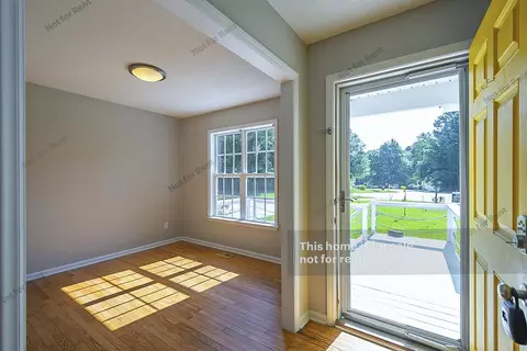 530 Saddle Ridge Dr, Willow Spring, NC 27592 photo 2