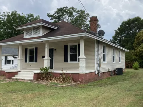 404 S 16th St, Erwin, NC 28339 photo 3